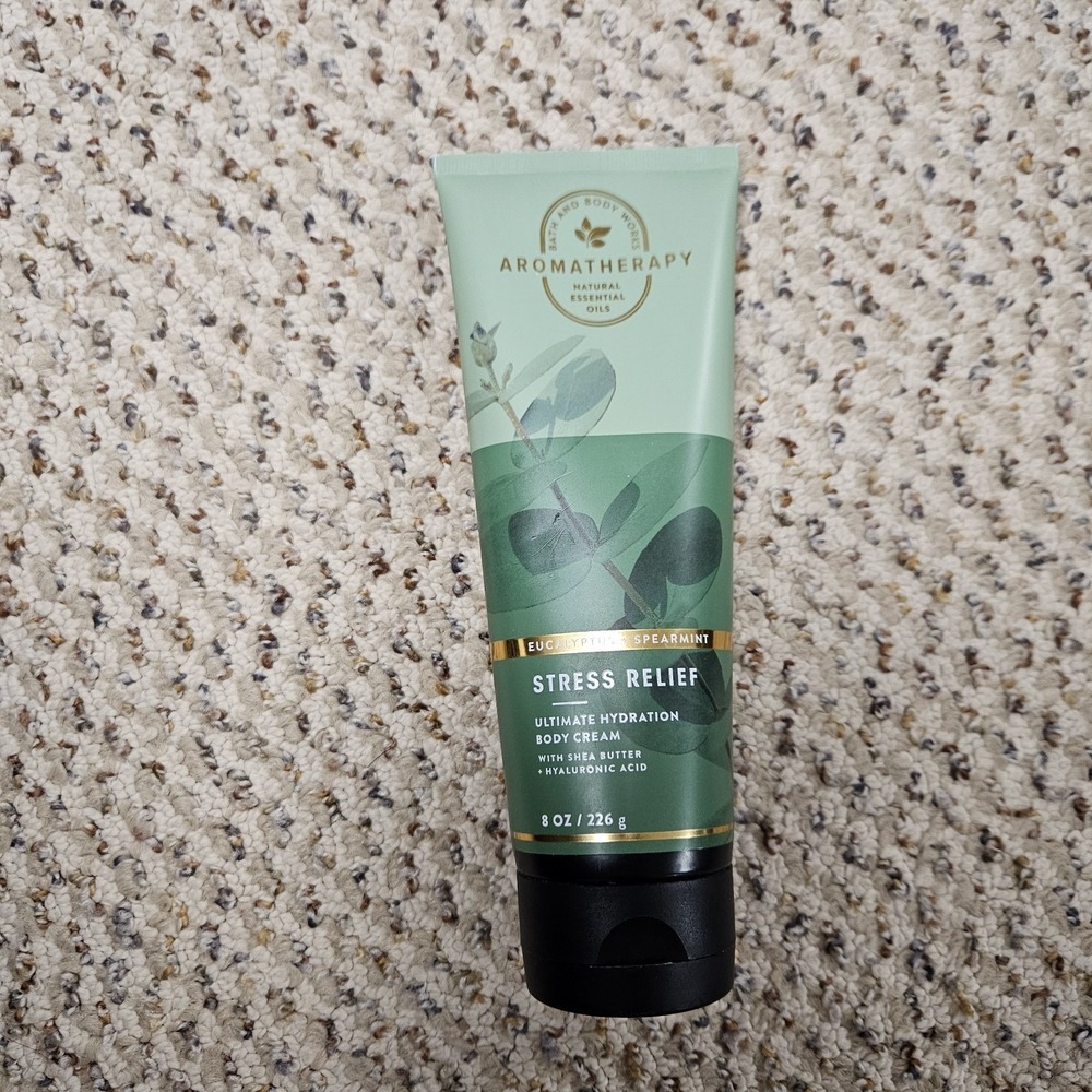Bath + Body Works  EUCALYPTUS + SPEARMINT Body CREAM Aromatherapy Stress‎ Relief